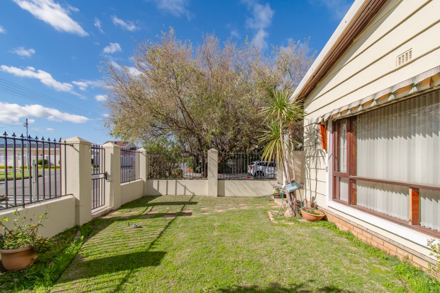 3 Bedroom Property for Sale in Strand North Western Cape
